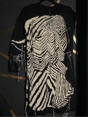 Black and Cream Graphic Knit Sweater Dress